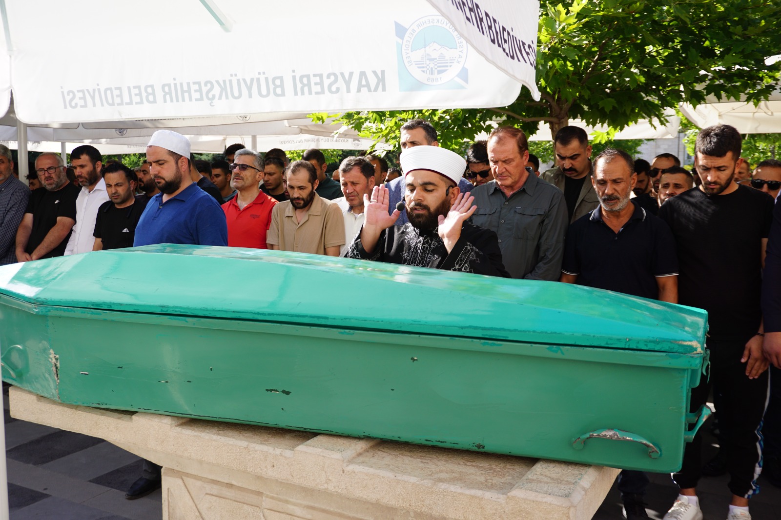 Trafik kazasında yaşamını yitiren tekvando hocası Murat Şimşek defnedildi